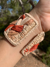 Cargar imagen en el visor de la galería, Brazalete Trenzado