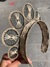 Cargar imagen en el visor de la galería, Corona Irina