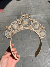 Cargar imagen en el visor de la galería, Corona Queen